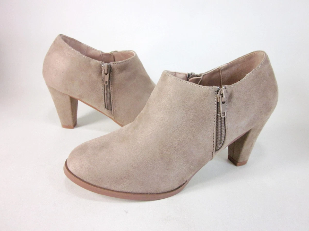 Journee collection top sanzi bootie