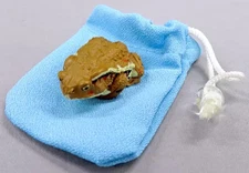 Mini Figure Japanese Toad "Kaiyodo Capsule Q Museum Wallet Frog - Frog in