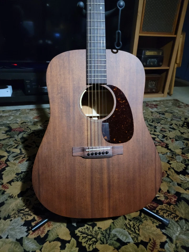 Guitarra Acústica Martin D-15M Caoba Dreadnought - Natural con Estuche Rígido Foto 2 de 4