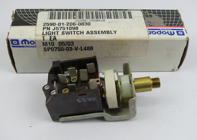 Chrysler Jeep CJ-10 Light switch, Lichtschalter J5751098, 2590-01-206-0830