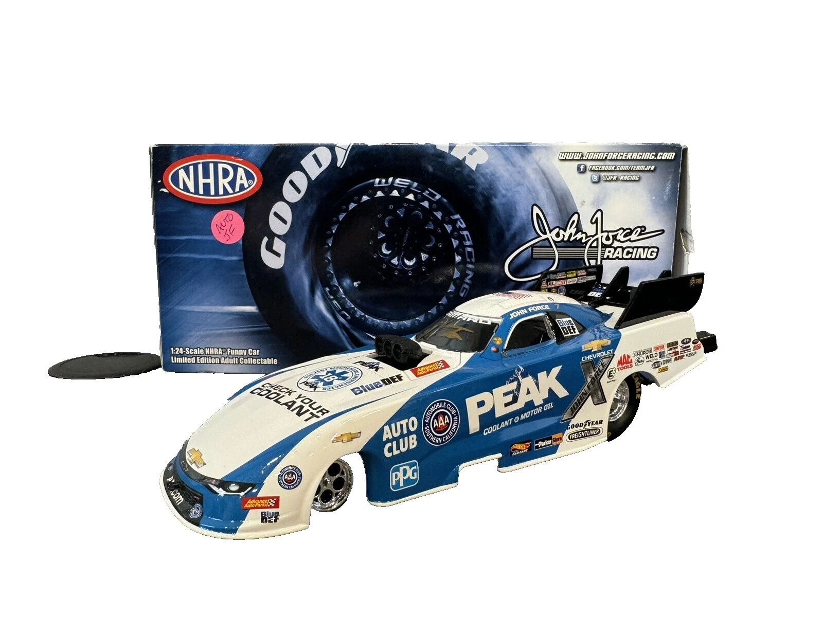 John Force autos de carrera Diecast 2017 año del vehículo