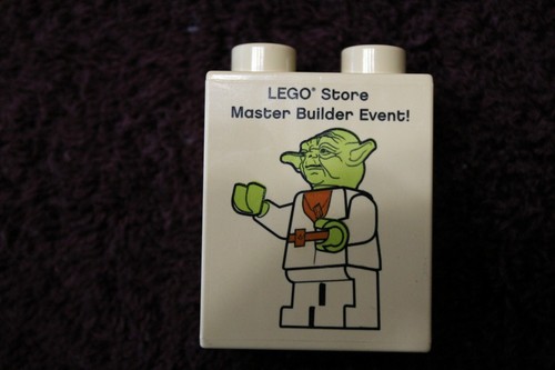 LEGO MASTER BUILDER EVENT BLOCK - STAR WARS YODA - 2009