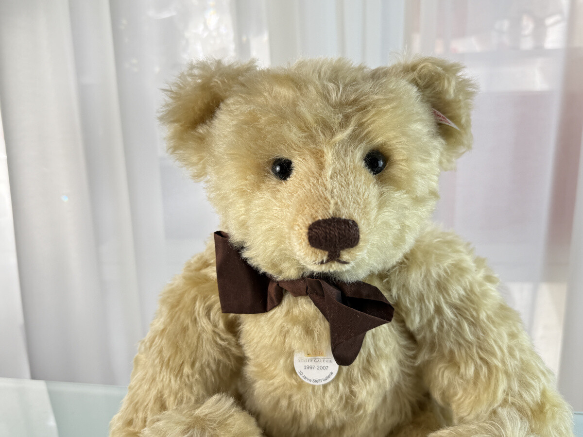 Steiff Animal Teddy 672583 Gallery Bear 45 Cm. Excellent