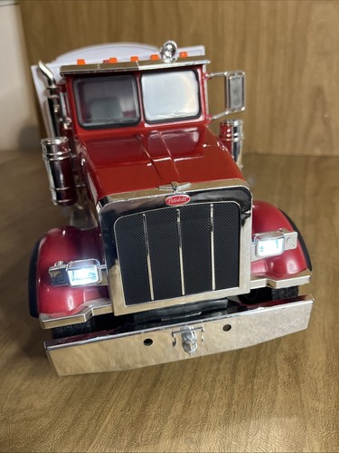 Ertl Big Farm Peterbilt 367 Truck With Grain Box Lights & Sounds Works 1/16th - Picture 19 of 19