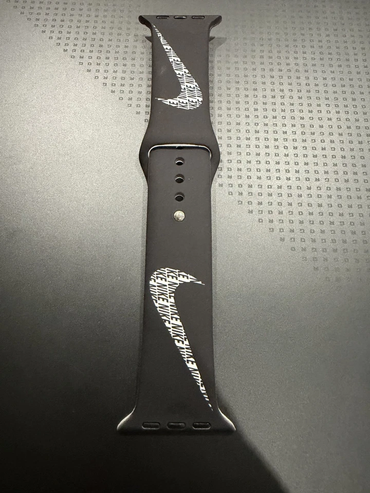 Nike Swoosh Pattern Printed Silicone Apple Watch Band 42-49mm 1-10 Ultra - Image 2 of 4