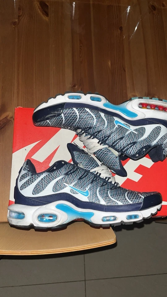 nike air max plus tn - Photo 1/4