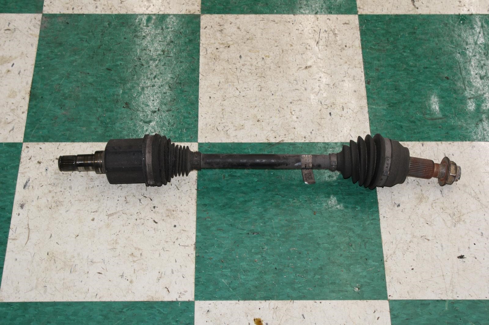 Maserati Ghibli 2014-2017 FRONT+RIGHT Axle shaft