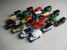 18 modeli samochodów marki Lledo z napisami Oldtimer Ciężarówka uva.Made in England