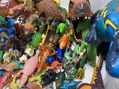 70+ Dinosaur Mixed Toys Lot Plastic Dino Action Figures Dinosaur - Picture 4 of 5