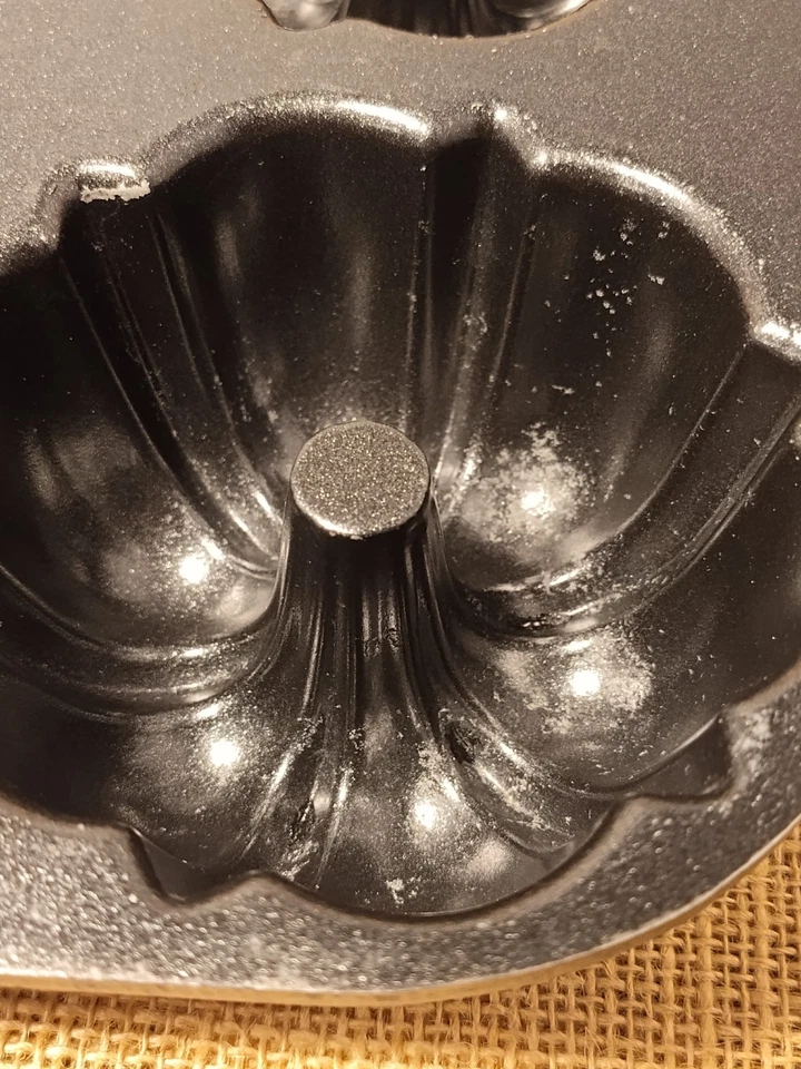 Nordic Ware 6 Mini Bundt Muffin Cake Pan Black Non-Stick Baking Tray 14” X 9” - Image 2 of 4