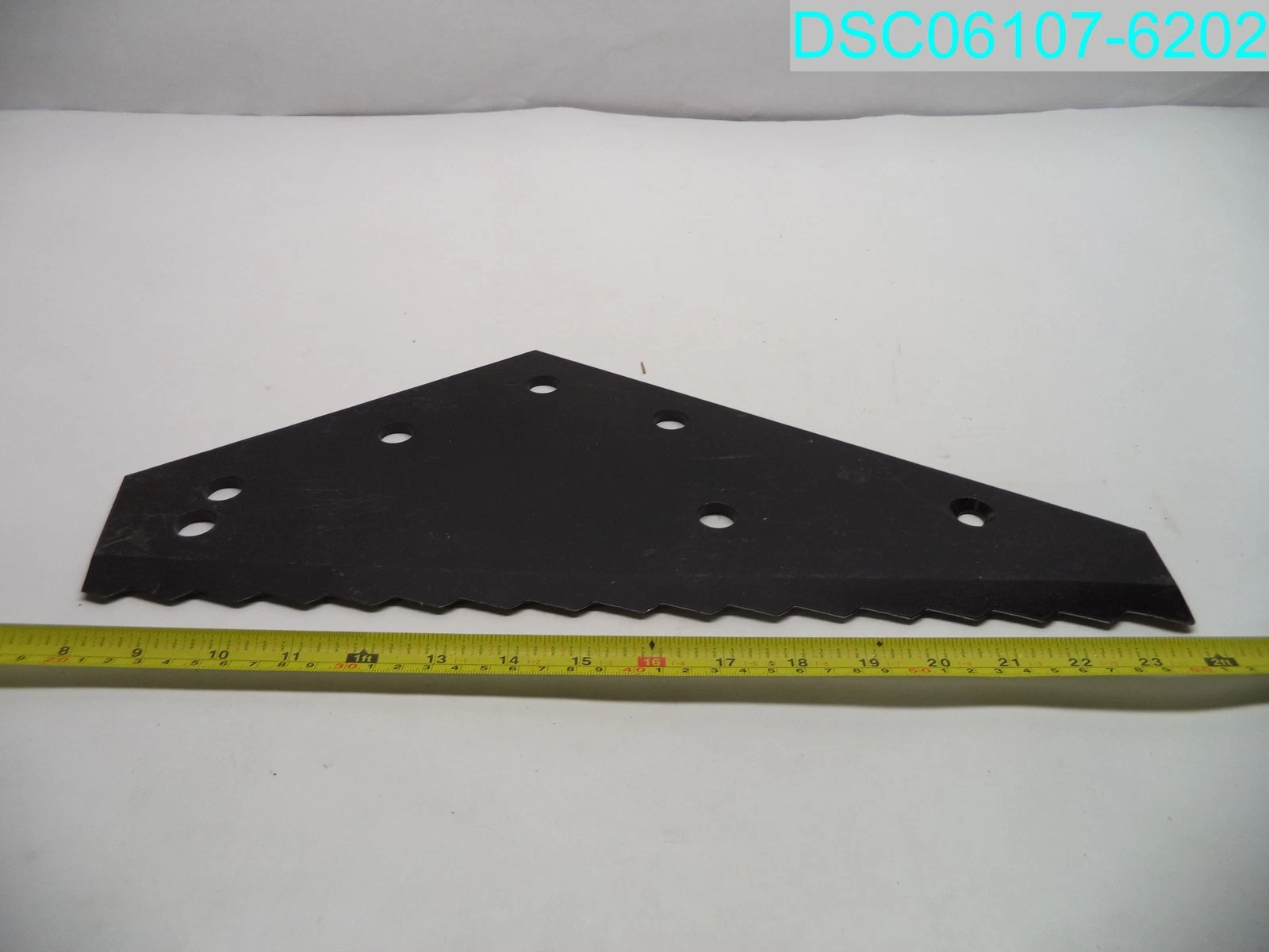K385024 Kooima Ag Serrated Edge Mixer Knife