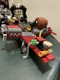 LEGO Monster Fighters: The Ghost Train (9467) 99.9% Complete With Instructions
