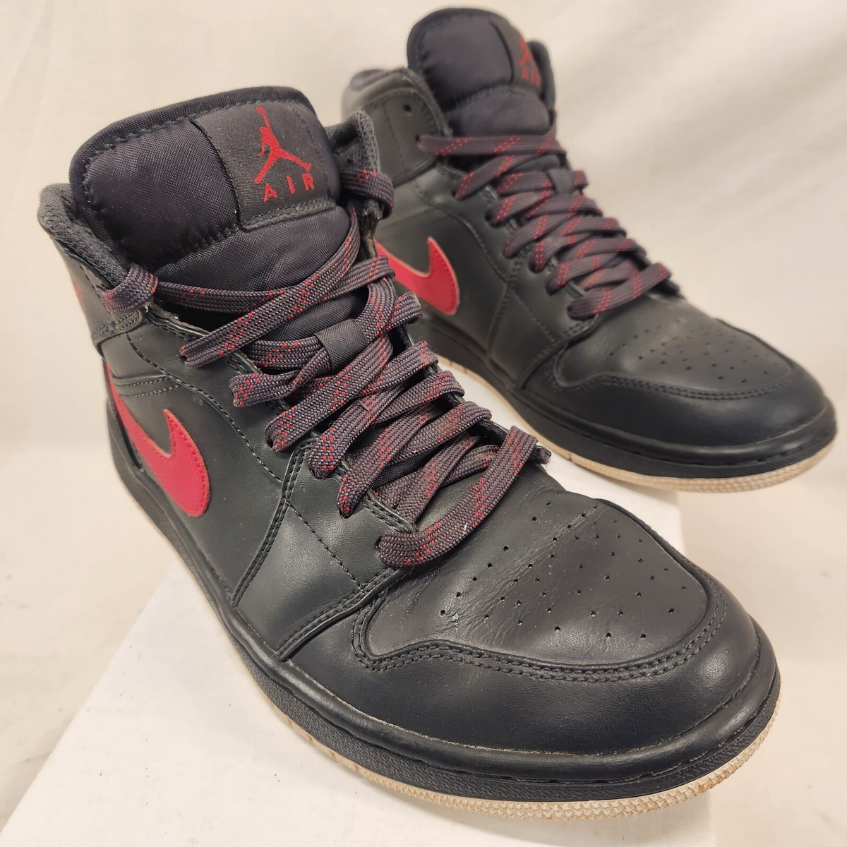 jordan 1 retro mid black gym red anthracite