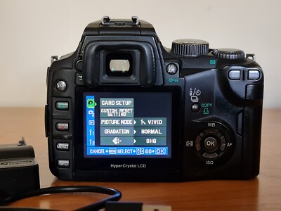 Olympus Evolt E-500 8MP CCD DSLR Camera Body + 40-150mm Zoom Lens