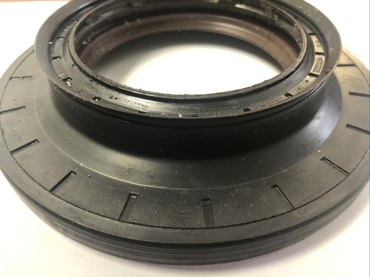 ℳ Amazon.com : Exmark 109-8972 Wheel and Tire Lazer Z AS XP