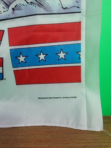 VTG 1991 MARVEL COMICS CAPTAIN AMERICA 29.5X44" CLOTH POSTER/FLAG. (R6) - Picture 4 of 7