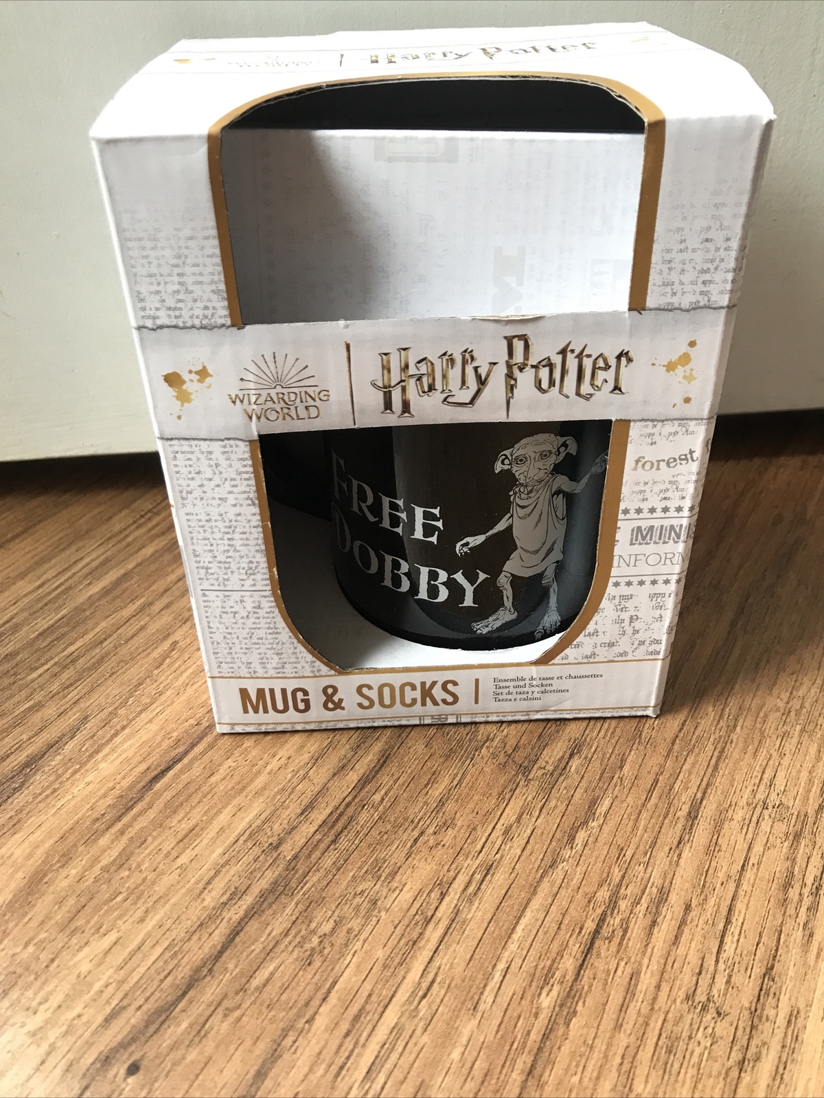 SAOLA Brand New Harry Potter Free Dobby MUG ONLY ( WITHOUT SOCKS) NEW IN BOX