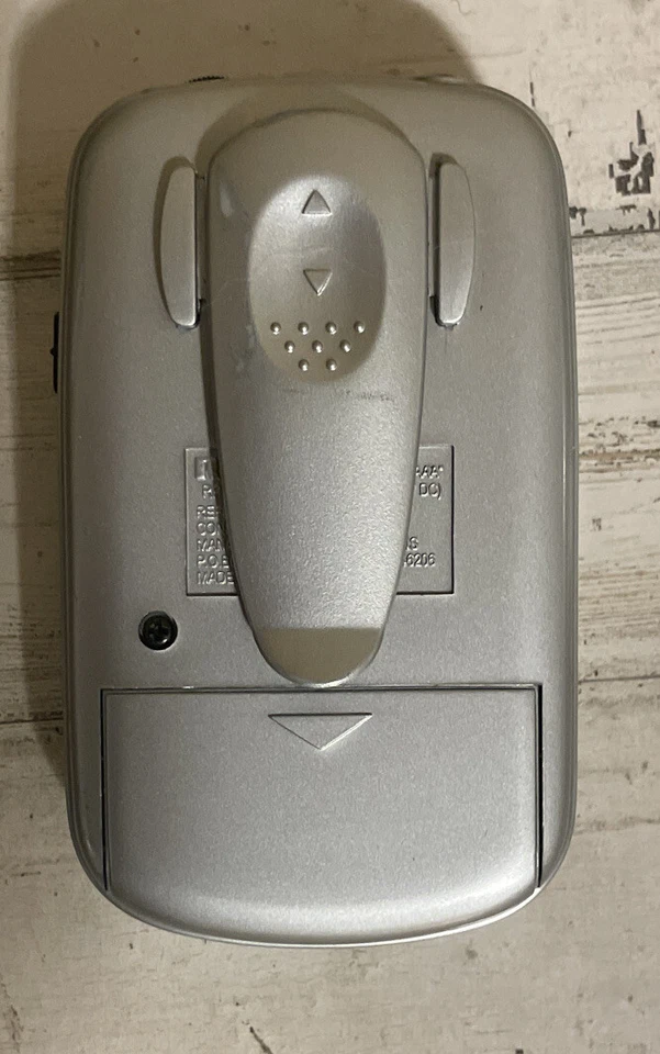 RCA Digital Tuning Personal AM/FM Stereo Radio NEW Model RP1665 w/ Headphones - Image 3 of 4