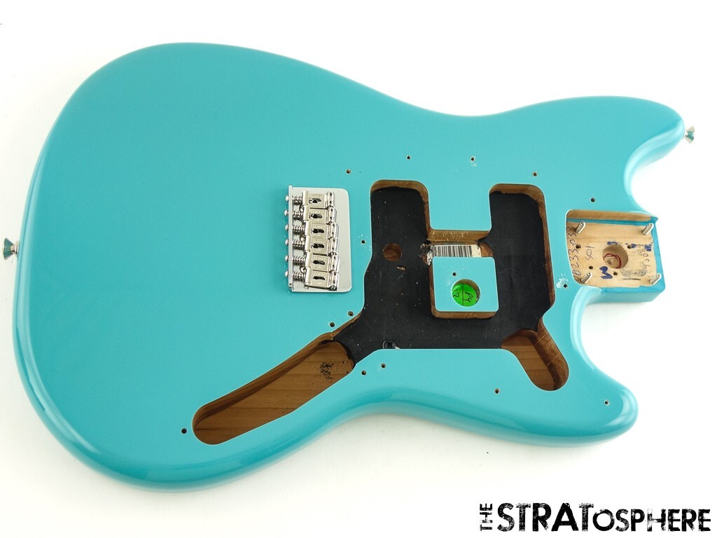 Fender Player II Mustang Series BODY & HARDWARE, Parts Offset