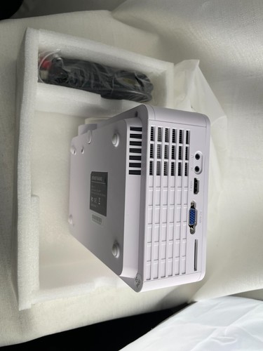 Mini Projector 1080P Supported, 5500 Lux 210" Display PONER SAUND WiFi - Picture 4 of 4