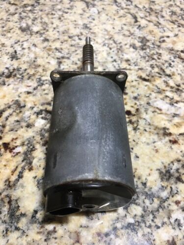 02-08 BMW E65 E66 E67 745I 750I ENGINE HEAD CAMSHAFT ACTUATOR SERVO MOTOR #9 - Picture 3 of 5