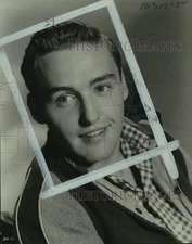 1957 Press Photo Actor Dennis Hopper - pix00043