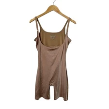 ASSETS by SPANX All-In-One Full Body Slimmer Shapewear Beige Womens Size 1X EUC