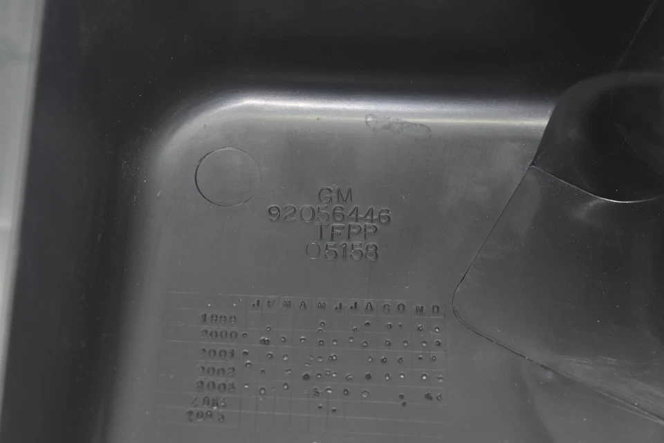 Pontiac GTO 2004 2005 2006 tapa filtro de aire LS1 LS2 5,7 6,0 92056446 04 05 06 Foto 3 de 4