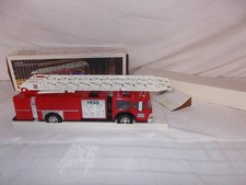 1986 HESS FIRE TRUCK BANK IN ORIGINAL BOX & INSERTS MIB LOT #X-113