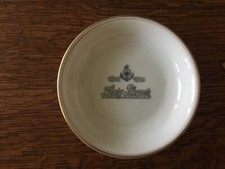 Cendrier publicitaire porcelaine bière allemande Konig-Pilsener 1958 H&A Krautheim Bavière