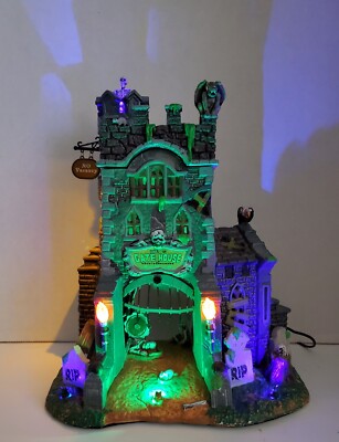 Lemax Spooky Town Gate House Preowned | eBay