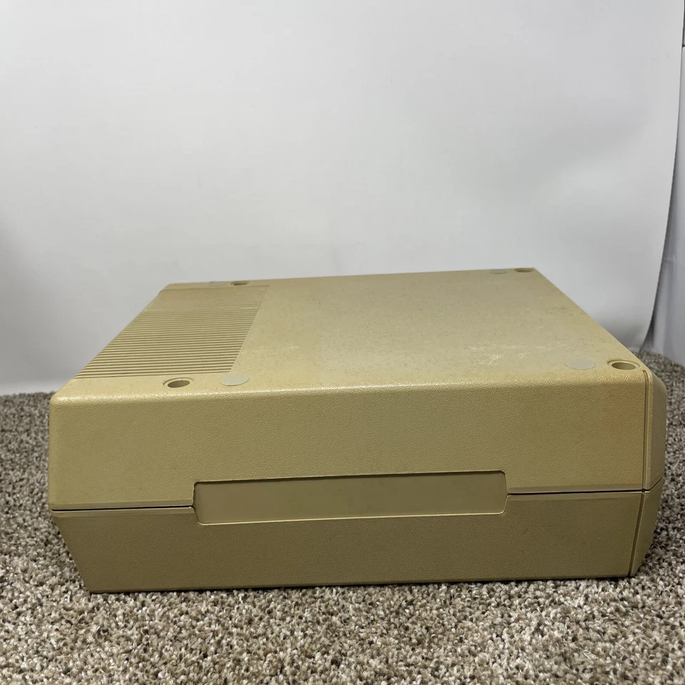 Atari 810 Floppy Disk Drive for Atari 8-bit Computer FOR PARTS As-Is No PSU - Image 4 of 4