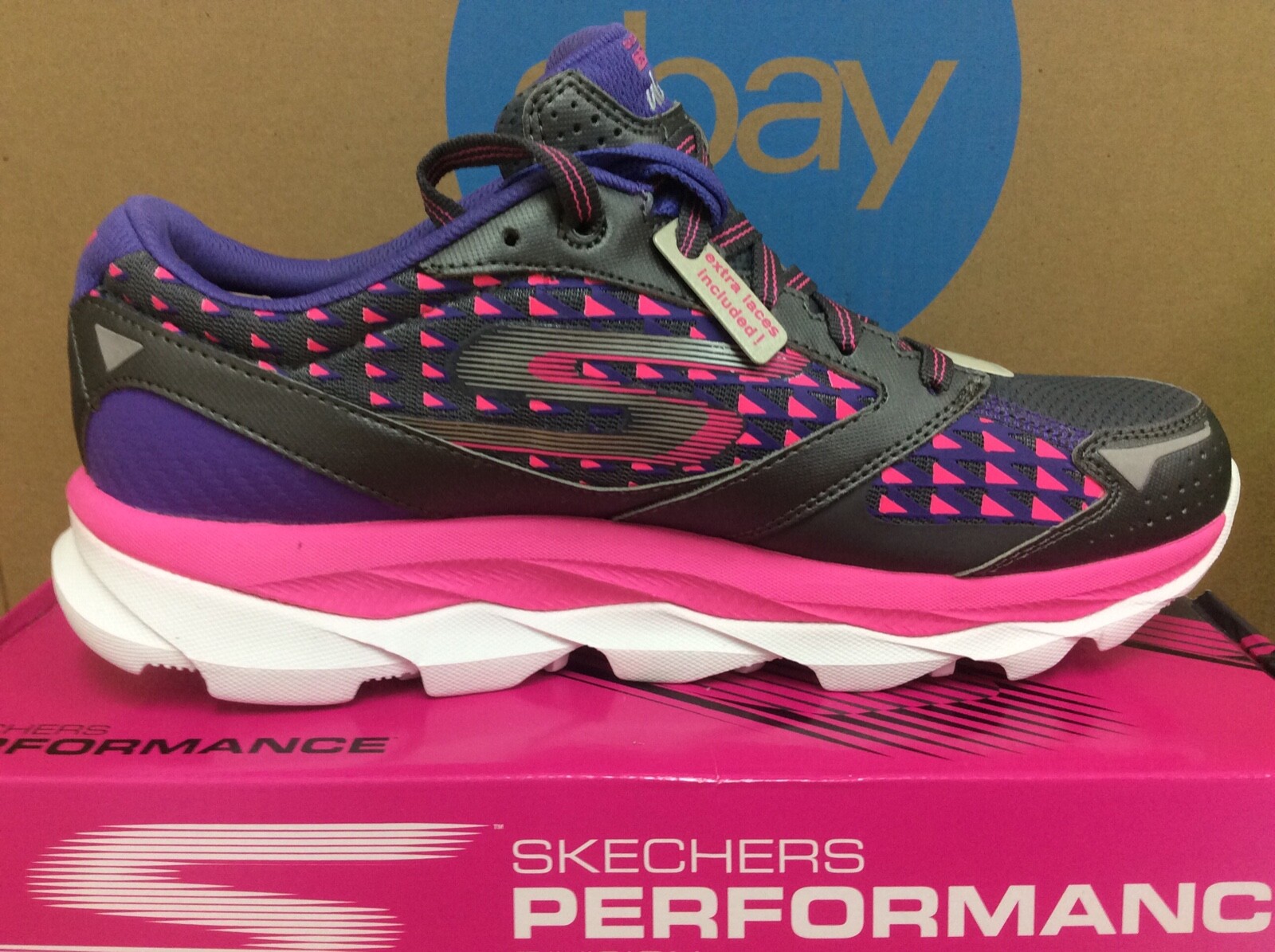 tenis skechers go run ultra