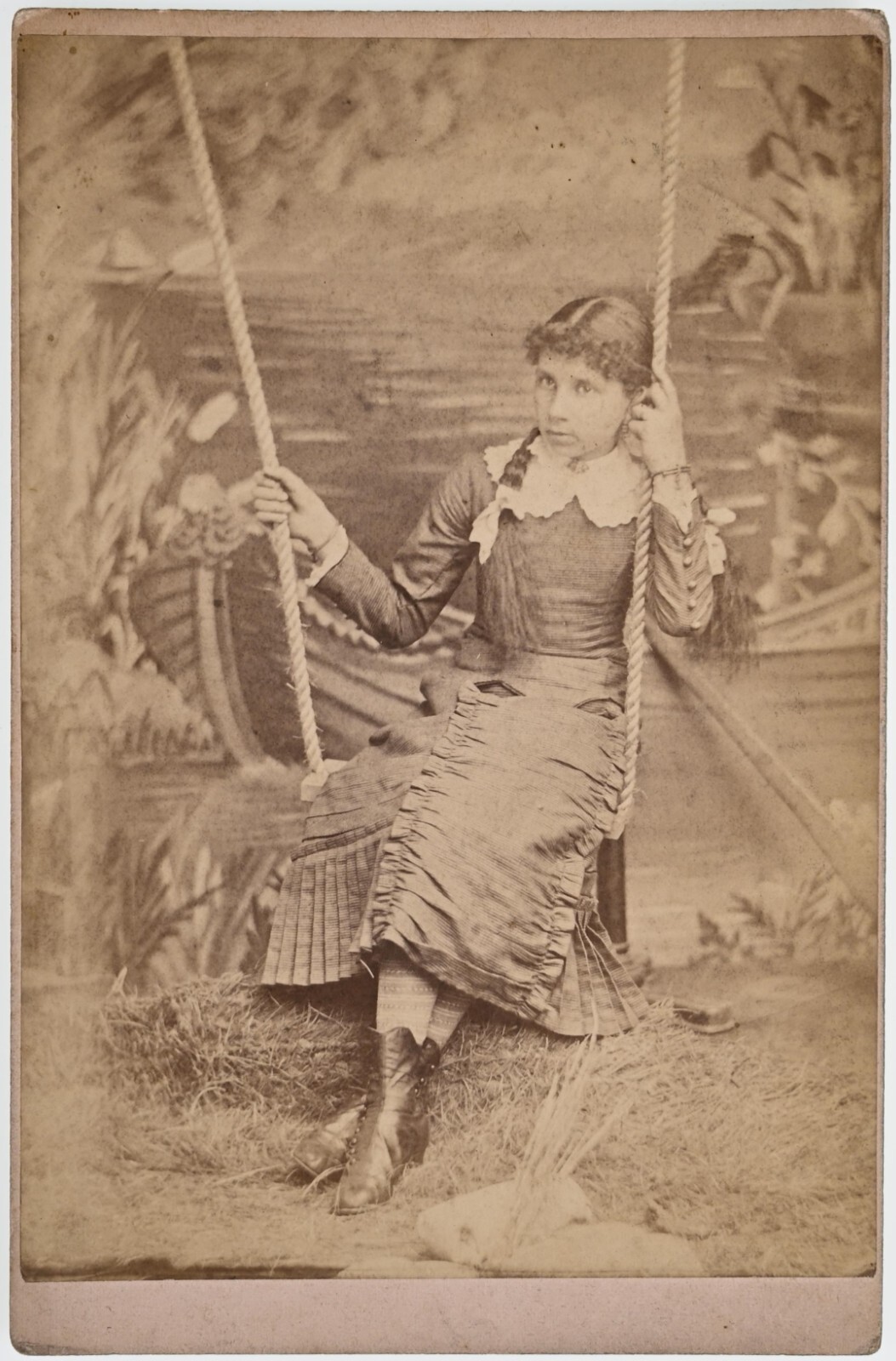 C. 1870s CABINET CARD PHIL WALTERMIRE YOUNG GIRL ON ROPE SWING ASHLAND NEBRASKA