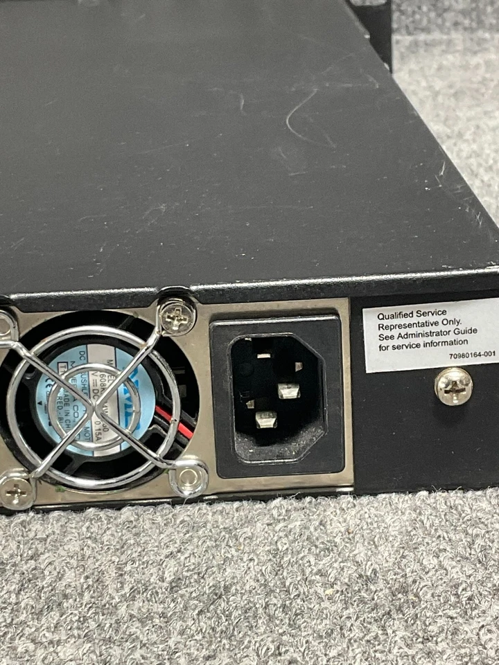 Servidor Quantum Snap M4100 NAS en rack 🖥 probado - 115/230 V CA Foto 3 de 4