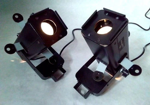 Times Square Spot Light Stage Track Lighting Lot of 2, Both Light Up