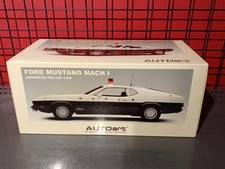 AUTOART FORD MUSTANG MACH I 1/18 SCALE