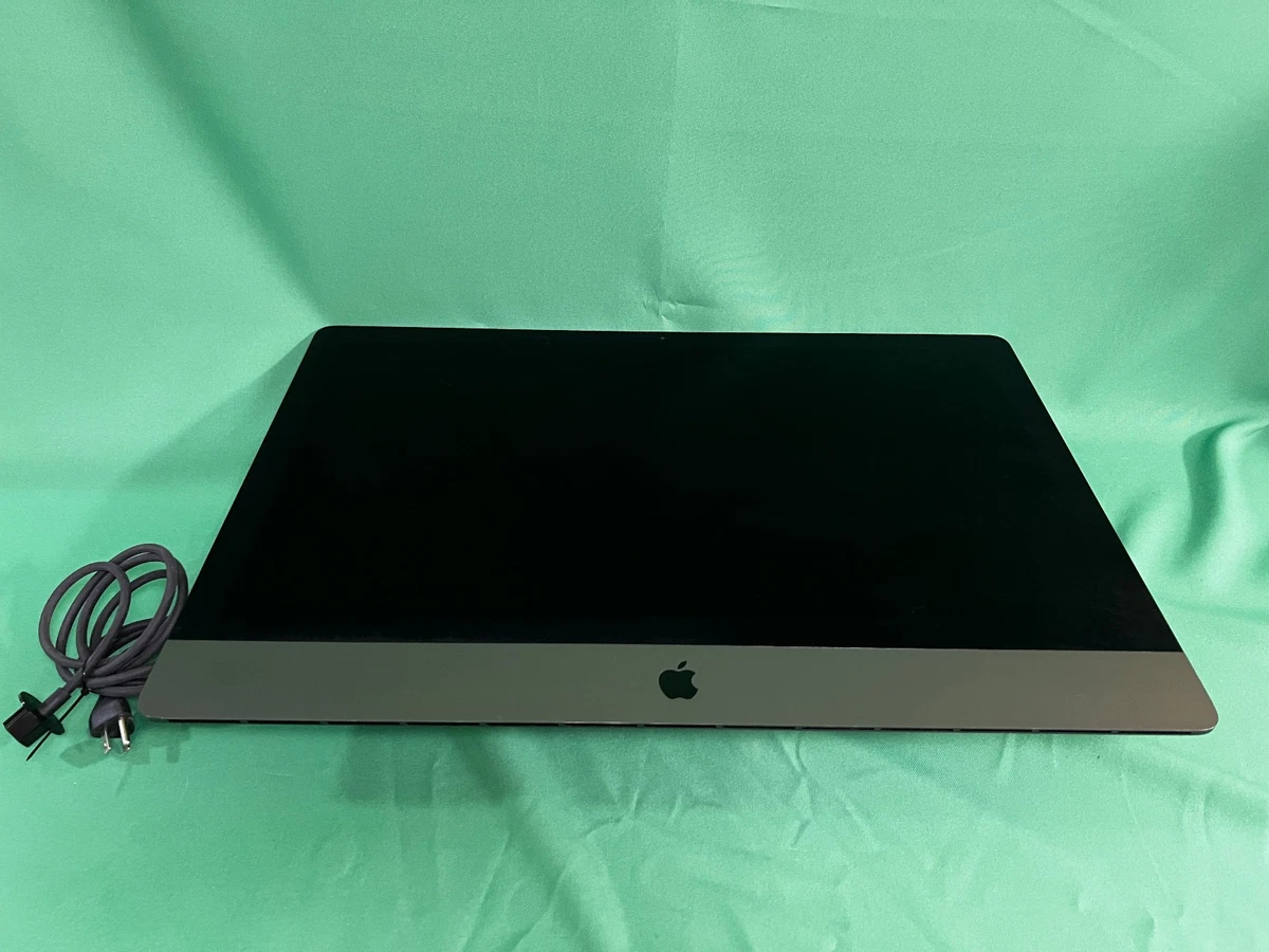 Apple iMac Pro 27 2017 3.0 GHz 10-Core Intel Xeon W 128GB 2 TB SSD