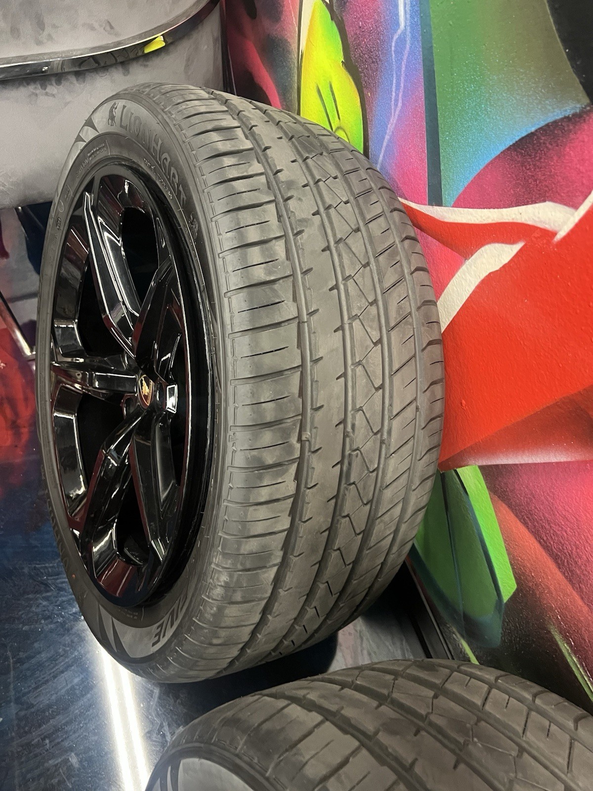 Lamborghini tires and wheels packages