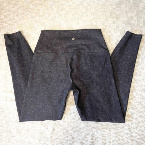 GAIAM • Women's Yoga Pants Leggings Crop Capri Colorful • Gray