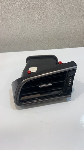 18 19 20 TOYOTA CAMRY XSE 2.5L AT LEFT FRONT DUST AC VENT OEM 2436-56