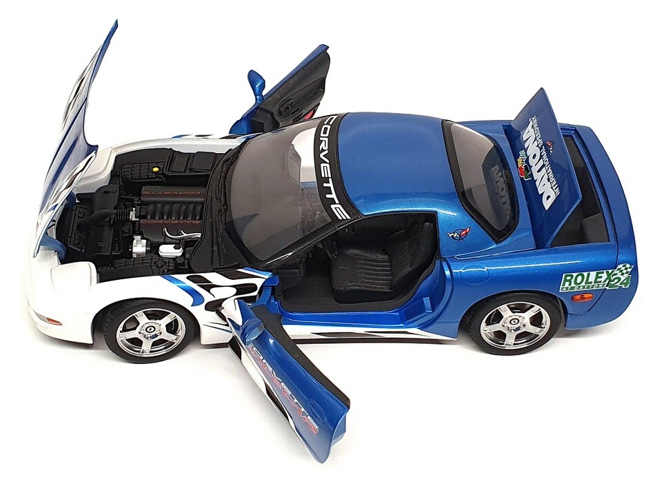 UT Models 1/18 Scale 19723U - Chevrolet Corvette Pace Car