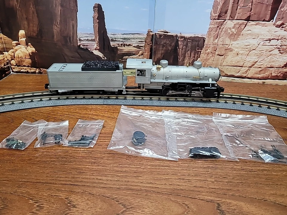 MTH O Gauge 0-6-0 Steam Locomotive And Tender For Project Or Parts Undecorated - Image 4 of 4