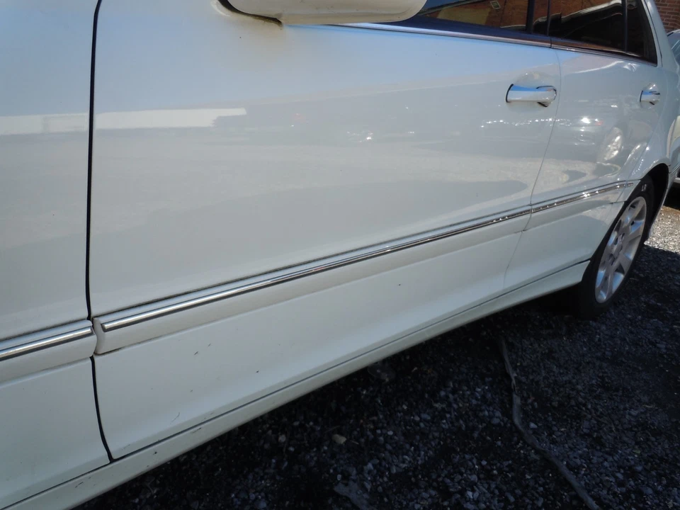 Левая передняя дверь в сборе для седана Mercedes-Benz C280 2006 2007 годов выпуска от оригинального производителя C960 - Изображение 2 из 4