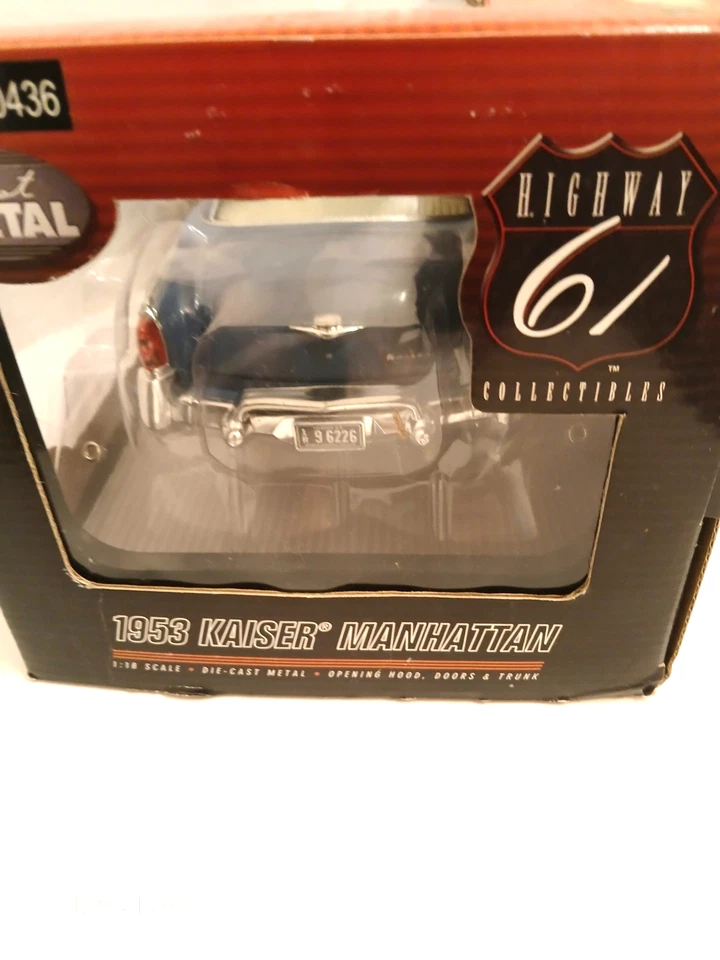 Highway 61 - Blue 1953 Kaiser Manhattan - 1:18 Scale - New in Box - Image 4 of 4