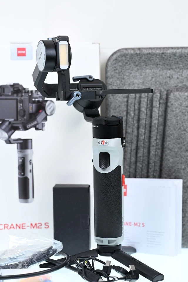 ZHIYUN CRANE M2S 3 Axis Handheld Gimbal Stabilizer MINT FOR NIKON CANON FUJIFILM - Image 2 of 4
