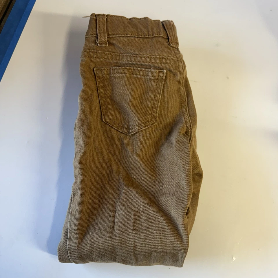 Lot Of 6 Kids Items Boys 5T  (2)Denim Shorts (3)Sweat Pants (1)Brown Pants - Image 4 of 4