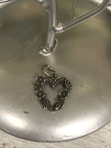 Estate Find, .925, Rare Open Heart With 3D Flowers Charm/Pendant - Picture 3 of 12