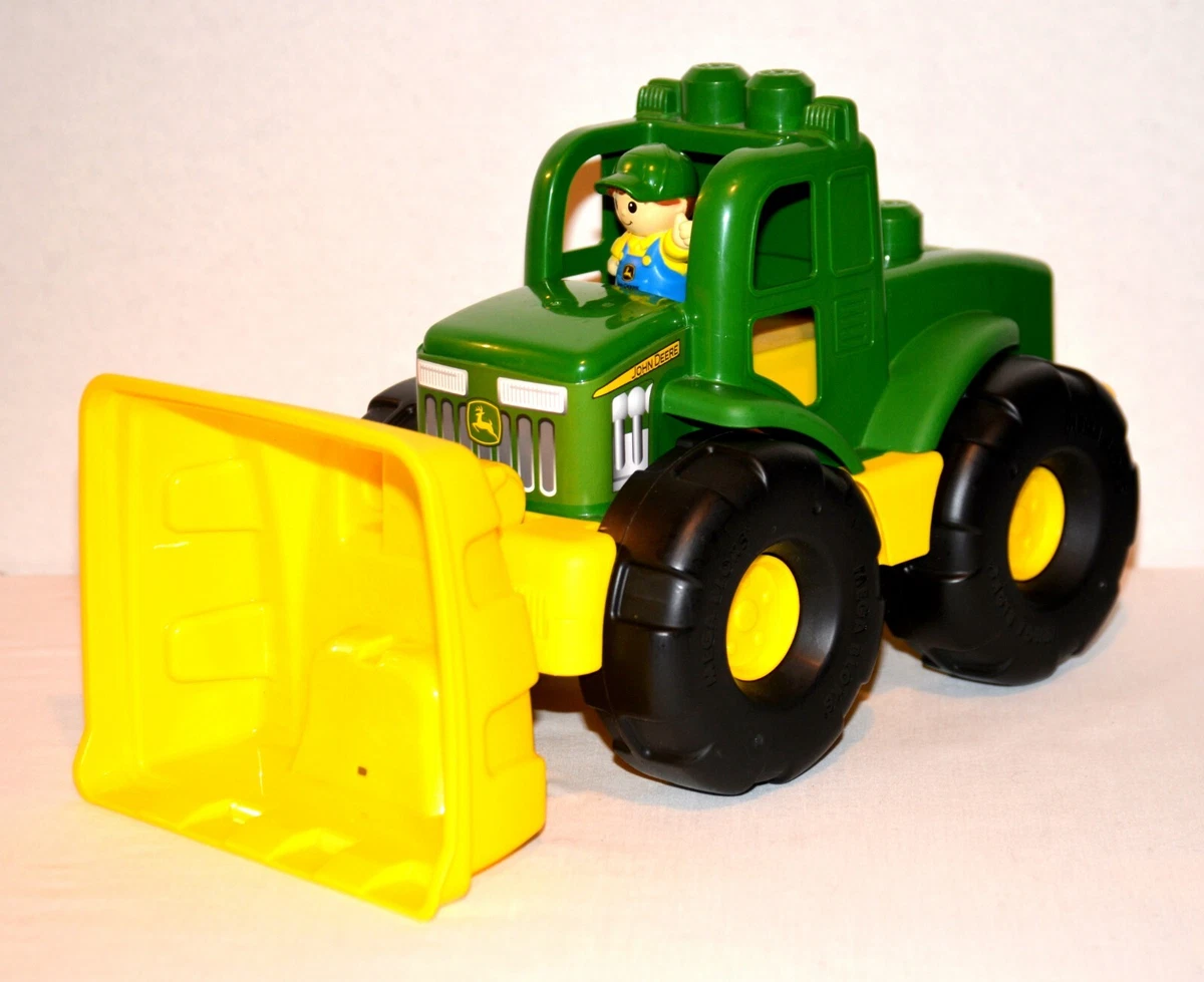 Mega Bloks John Deere Transforming Tractor Dump Truck Farmer