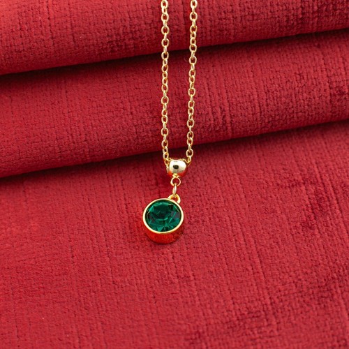 May Birthstone Necklace, Green Bohemian Crystal, Silver or Gold Adjustable Chain - 第 14/18 張圖片